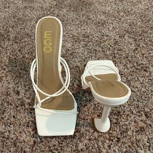 EGO Official heels in white - US size 7. Never worn!